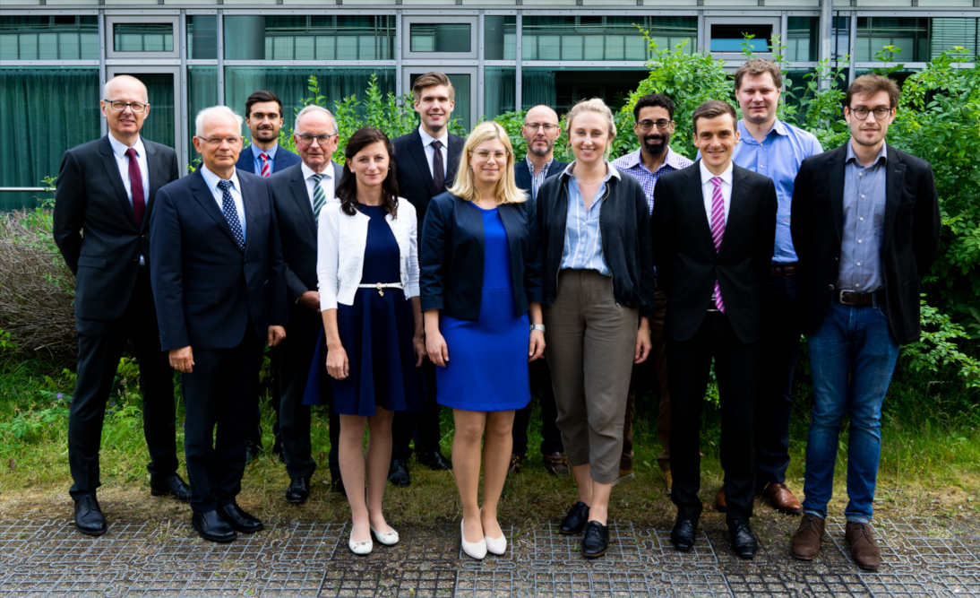 Gruppenfoto der Teilnehmenden des VLK-Stipendiums 2019 der Campus-Akademie der Universität Bayreuth