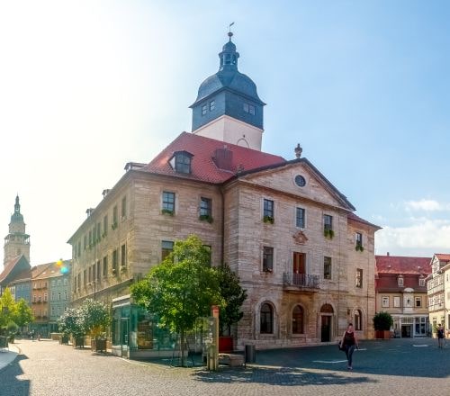 Innenstadt mit Rathaus und Marktplatz