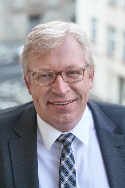 Dr. Ralf Kleindiek, Dozent des Studiengangs MBA Verantwortung, Führung und Kommunikation der Campus-Akademie der Universität Bayreuth
